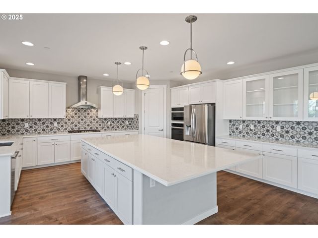 3631 Ne KINGBIRD St, Camas, WA 98607