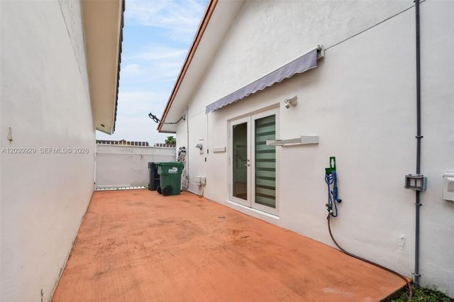 14315 SW 101st St, Miami, FL 33186