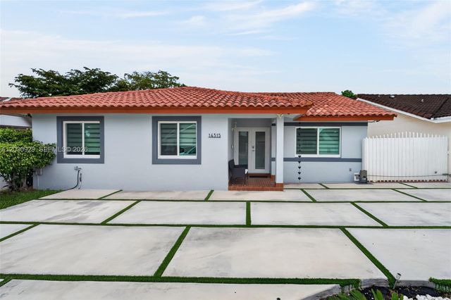 14315 SW 101st St, Miami, FL 33186