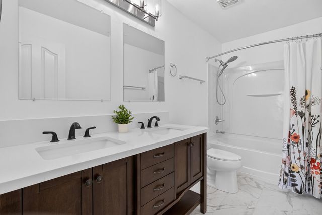 1341 Song Sparrow Way, Hanahan, SC 29410