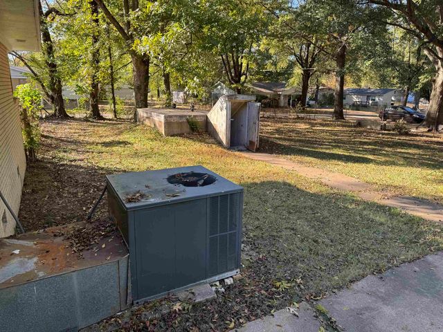 100 E Lincoln, Searcy, AR 72143