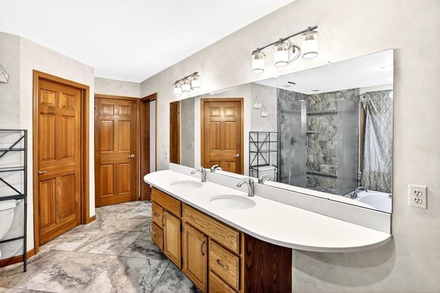 2366 Lost Creek Court, Clayton Twp, MI 48433