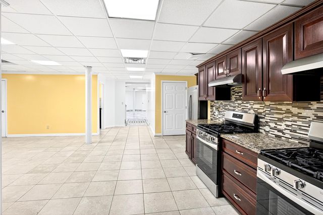 2366 Lost Creek Court, Clayton Twp, MI 48433