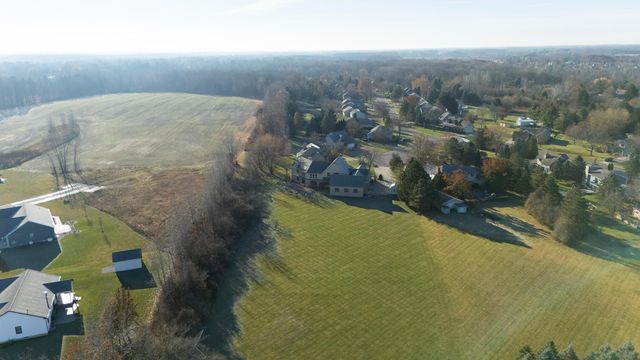 2366 Lost Creek Court, Clayton Twp, MI 48433