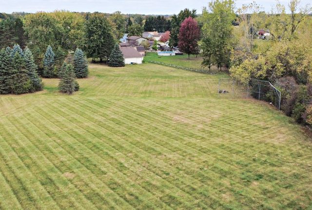 2366 Lost Creek Court, Clayton Twp, MI 48433