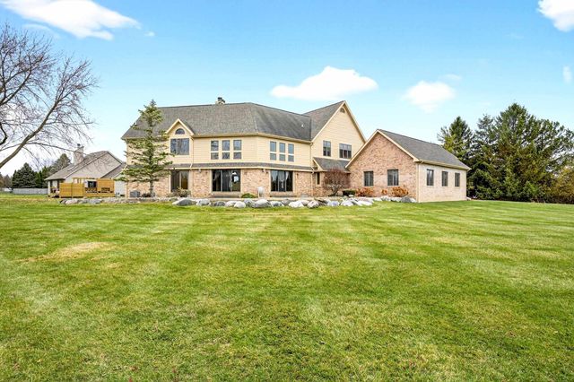 2366 Lost Creek Court, Clayton Twp, MI 48433