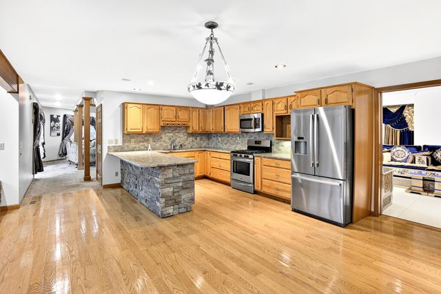 2366 Lost Creek Court, Clayton Twp, MI 48433