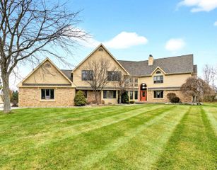2366 Lost Creek Court, Clayton Twp, MI 48433