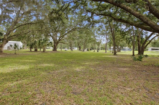 18127 CEDARHURST ROAD, Orlando, FL 32820