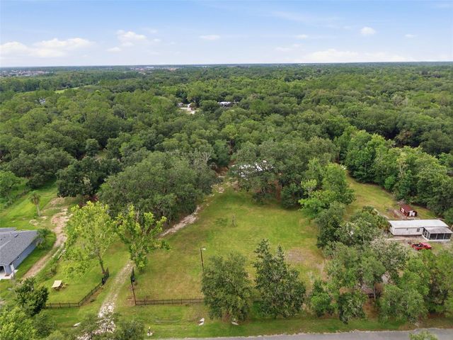18127 CEDARHURST ROAD, Orlando, FL 32820