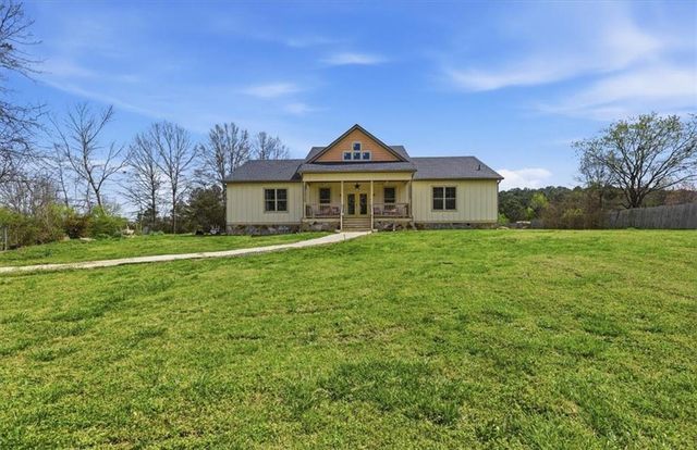 495 Lees Lake Road, Fayetteville, GA 30214