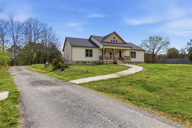 495 Lees Lake Road, Fayetteville, GA 30214