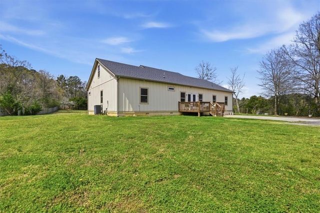 495 Lees Lake Road, Fayetteville, GA 30214