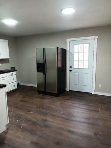 78 Saskatchewan Dr, Cherokee Village, AR 72529