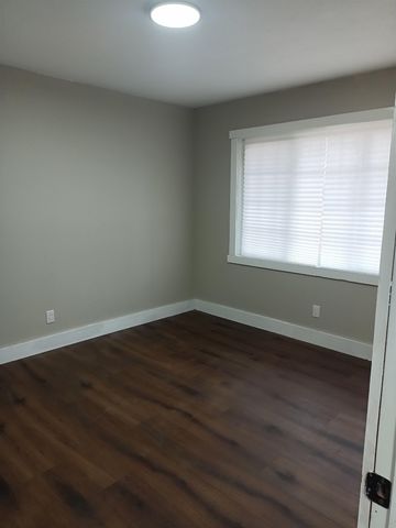 78 Saskatchewan Dr, Cherokee Village, AR 72529