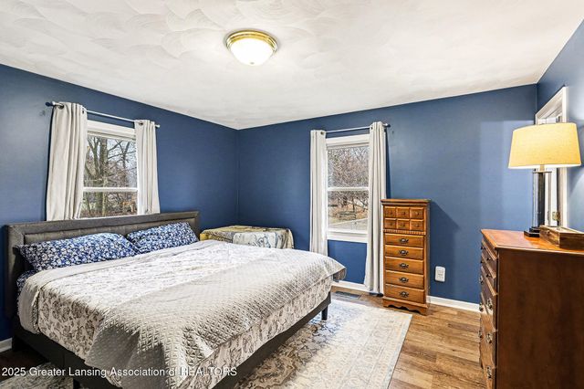 10210 Barnes Road, Eaton Rapids, MI 48827