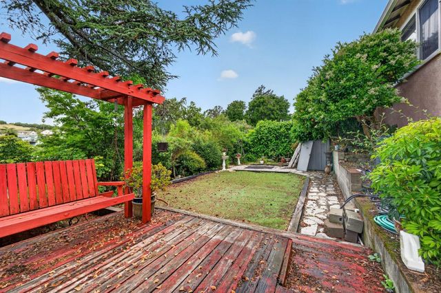 3504 Northwood Drive, Castro Valley, CA 94546