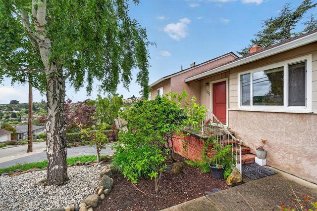 3504 Northwood Drive, Castro Valley, CA 94546