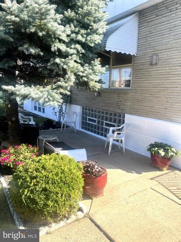 8563 BENTON AVE, Philadelphia, PA 19152