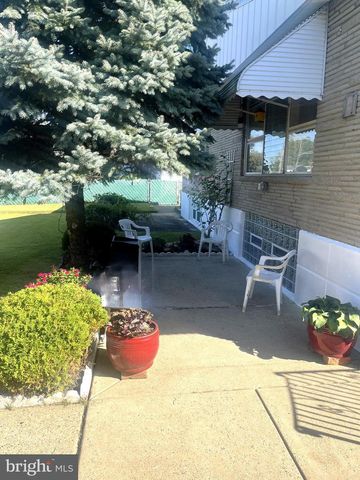 8563 BENTON AVE, Philadelphia, PA 19152