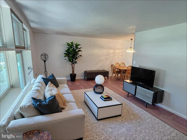 8563 BENTON AVE, Philadelphia, PA 19152