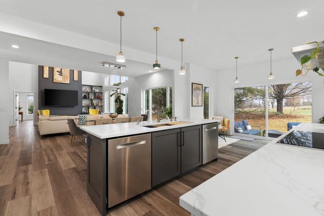 1119 Red Rock Lane, Middleton, WI 53562