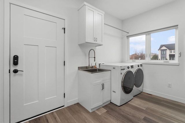 1119 Red Rock Lane, Middleton, WI 53562