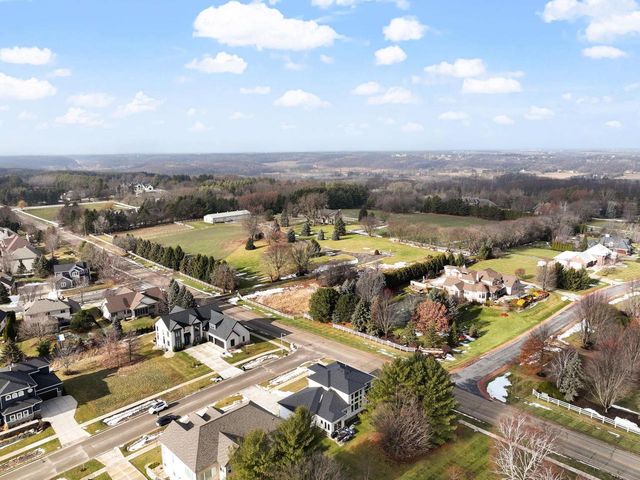 1119 Red Rock Lane, Middleton, WI 53562