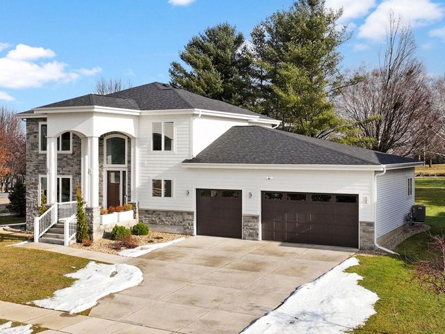 1119 Red Rock Lane, Middleton, WI 53562