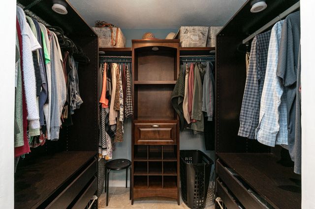 810 S 14th Avenue, Ozark, MO 65721