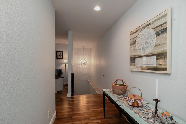 810 S 14th Avenue, Ozark, MO 65721