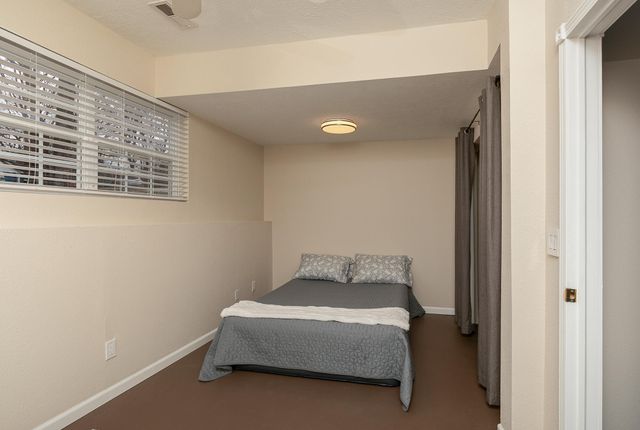 810 S 14th Avenue, Ozark, MO 65721