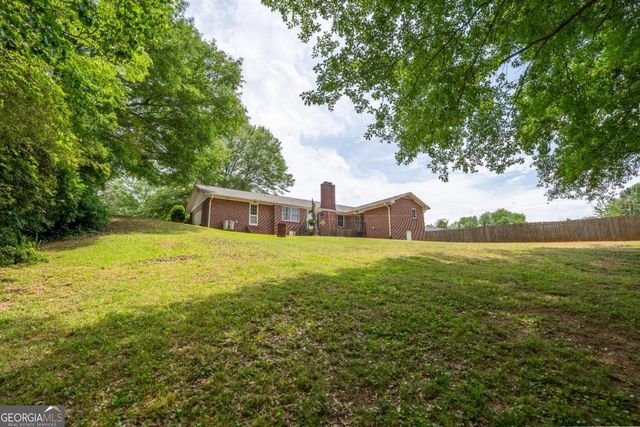 1334 Sherri Lane, Sugar Hill, GA 30518