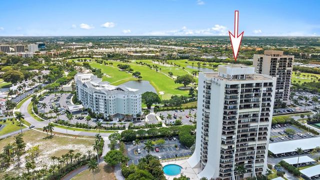 2400 Presidential Way 1005, West Palm Beach, FL 33401