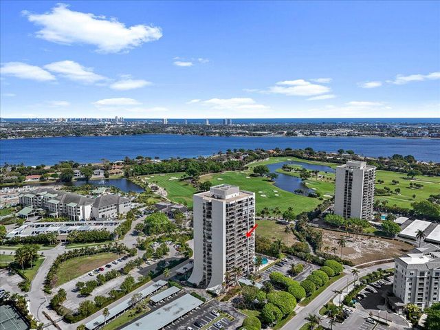 2400 Presidential Way 1005, West Palm Beach, FL 33401