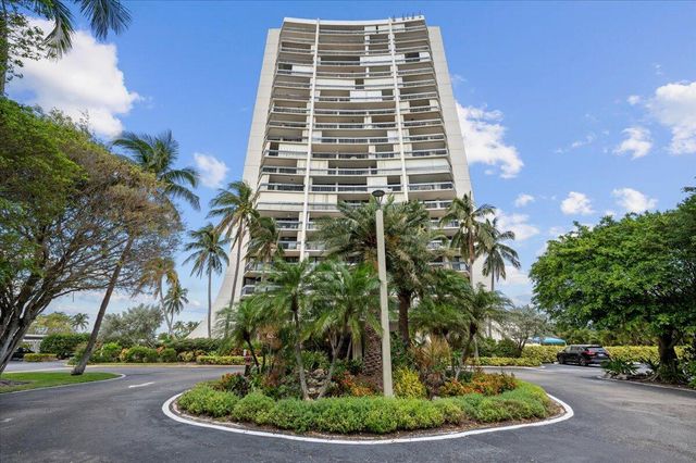 2400 Presidential Way 1005, West Palm Beach, FL 33401