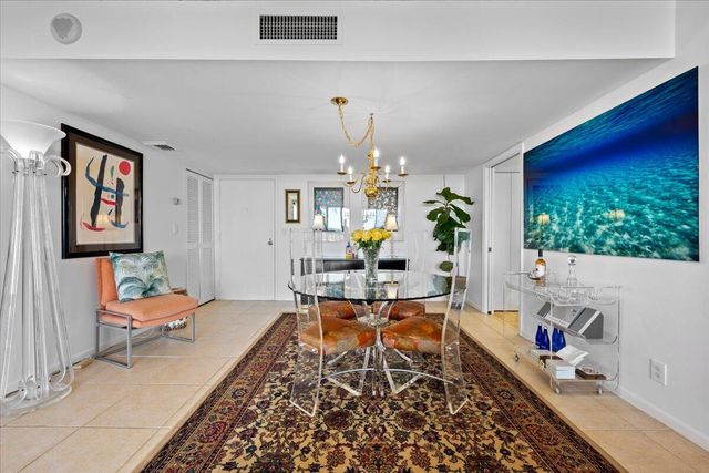 2400 Presidential Way 1005, West Palm Beach, FL 33401