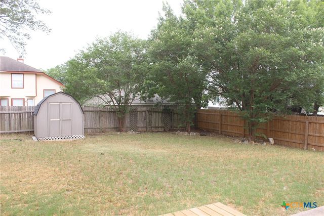 7710 Fallen Pine Street, Converse, TX 78109
