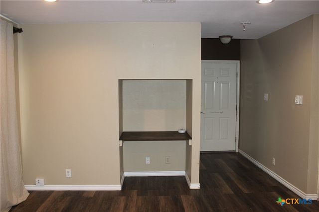 7710 Fallen Pine Street, Converse, TX 78109