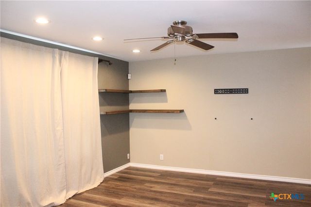 7710 Fallen Pine Street, Converse, TX 78109