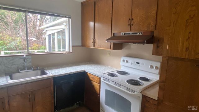 1200 Apple Tree Ct, Sonoma, CA 95476