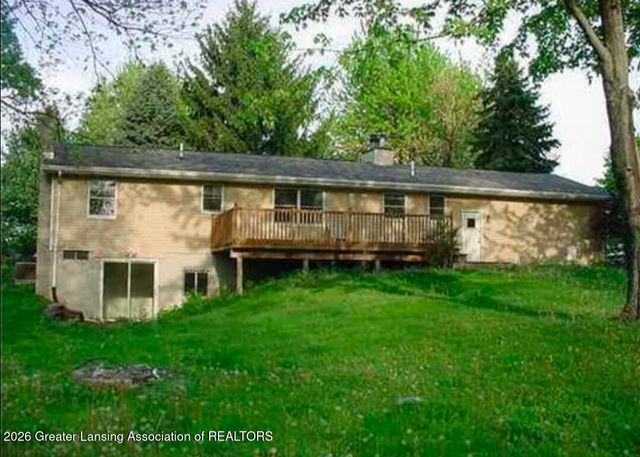 1075 N Michigan Road, Eaton Rapids, MI 48827