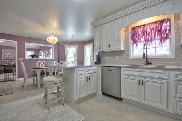 28 Lakepointe Drive, Corbin, KY 40701