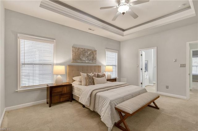 849 Brightleaf PL, Chesapeake, VA 23320