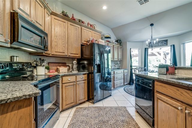 12254 Red Bud Valley, Guthrie, OK 73044