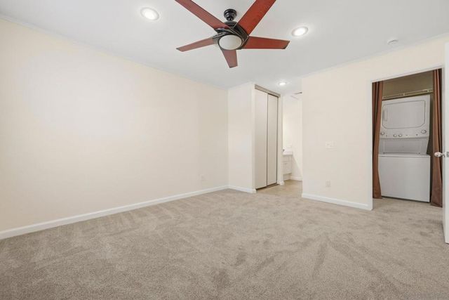 10367 Azuaga 162, San Diego, CA 92129