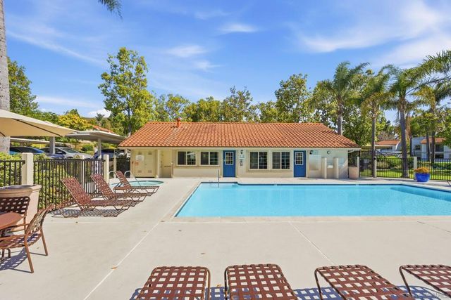 10367 Azuaga 162, San Diego, CA 92129