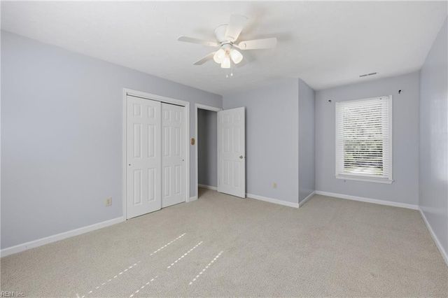 4 Faye DR, Smithfield, VA 23430