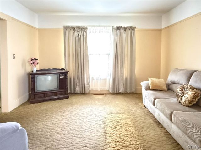1162 Hammond Avenue, Utica, NY 13501