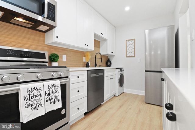 7971 AUDUBON AVE #202, Alexandria, VA 22306